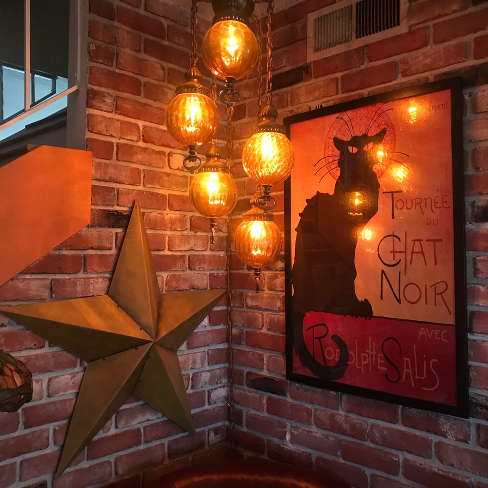 Meet your Posher, Atorina